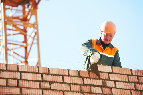Thông báo tuyển dụng lao động tại Hungary - Đốc công, thợ xây
